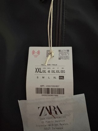 Cazadora Zara Hombre Negra XXL sin estrenar.