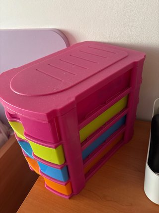 Cajoneras de plástico de colores