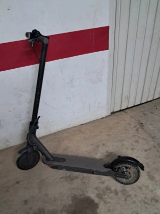 Patinete Eléctrico Xiaomi Essential