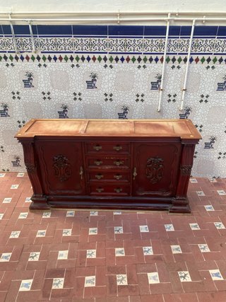 Mueble recibidor madera tallada