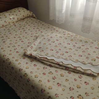 Colcha de cama estampada floral