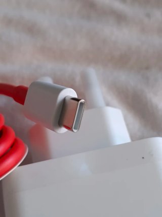 Cable Carga Rápida OnePlus Rojo