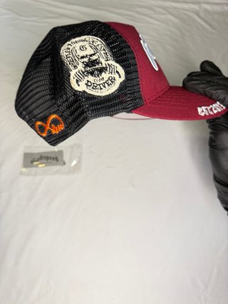Gorra Godspeed 4ever Negra y Roja