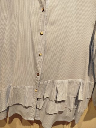 Camisa Zara rayas volantes