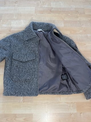 Chaqueta de pelo gris niña