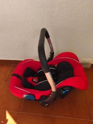 Silla de coche bebé Playxtrem roja