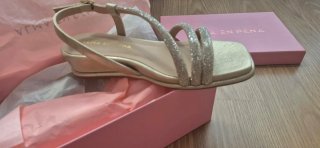 Sandalias Alma en Pena doradas NUEVAS