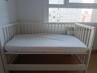 Cuna colecho IKEA blanca