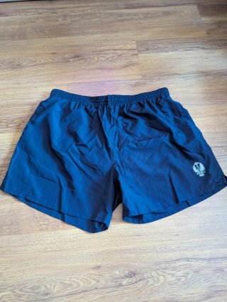 Ropa militar variada.