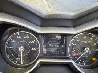 Yamaha XMAX 300 2022 - 6100 km