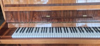 Piano Cherny en excelente estado