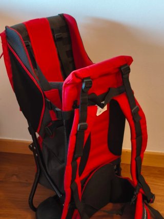 Mochila portabebés montaña