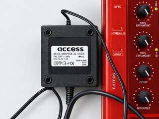 Access Virus Classic - Impecable + Accesorios