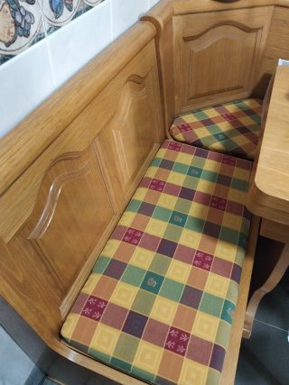 Conjunto rinconera madera mesa extensible y sillas