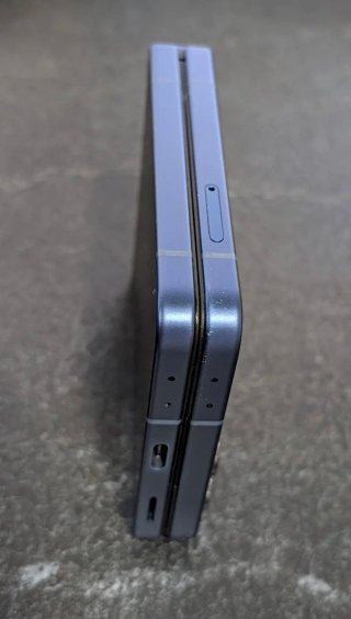 Samsung Galaxy Z Flip 7