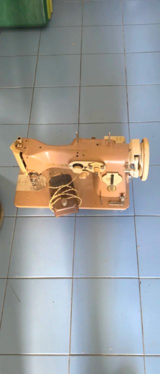Máquina de coser Singer