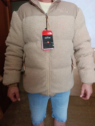 Abrigo nuevo, sin estrenar, "the north face"