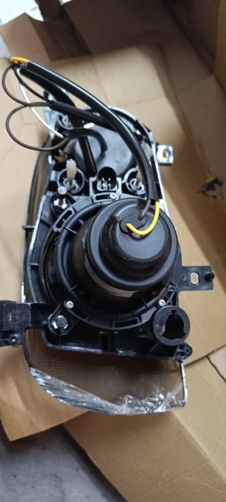 Faros WOLSWAGEN golf