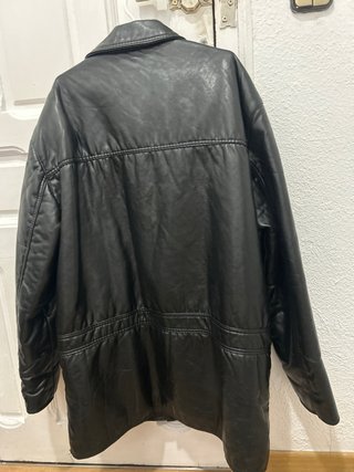 Chaqueta de hombre de polipiel negra