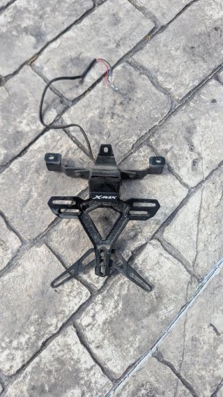 Portamatriculas corto Yamaha XMAX 300 2022