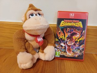 Donkey Kong Bananza + Peluche Nintendo Switch 2