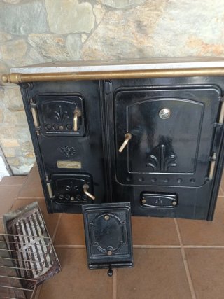 Cocina de leña de hierro