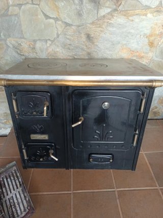 Cocina de leña de hierro