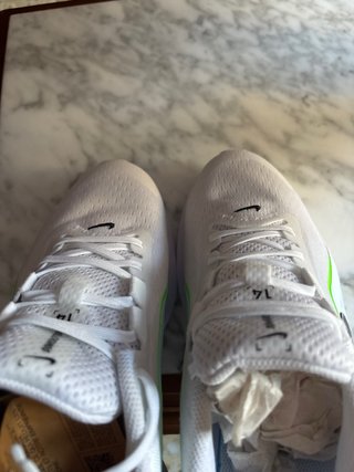 Zapatillas Nike Blancas y Verdes