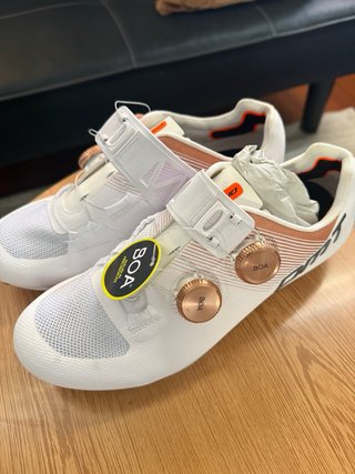 Zapatillas Ciclismo DMT BOA Blancas