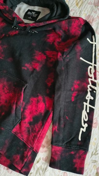 Sudadera Hollister Tie-Dye Negra y Roja Talla S