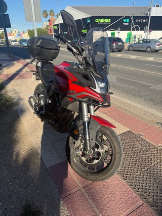VOGE 500DS Adventure Roja y Negra
