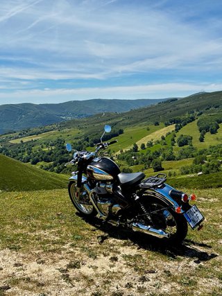 Royal Enfield Classic 650 Negra/Plata