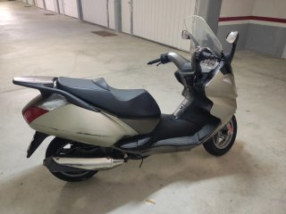 Aprilia Arrecife 200cc Maxi Scooter