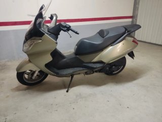 Aprilia Arrecife 200cc Maxi Scooter