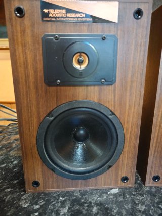 Altavoces Acoustic Research AR6bx