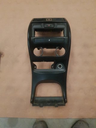 Consola Nissan Terrano 2