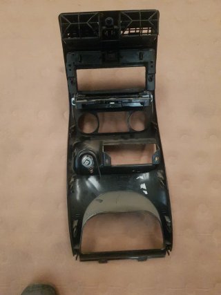 Consola Nissan Terrano 2