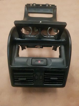 Consola Nissan Terrano 2