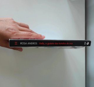 Xelís, o guieiro das botellas de mar