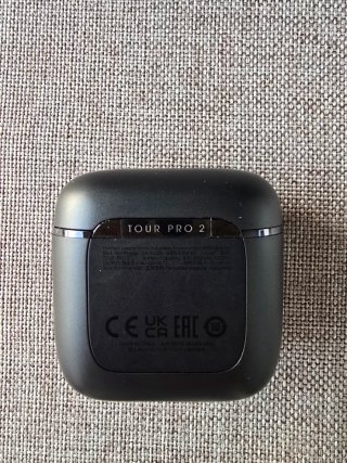 JBL Tour Pro 2 - Auriculares Inalámbricos Nuevos