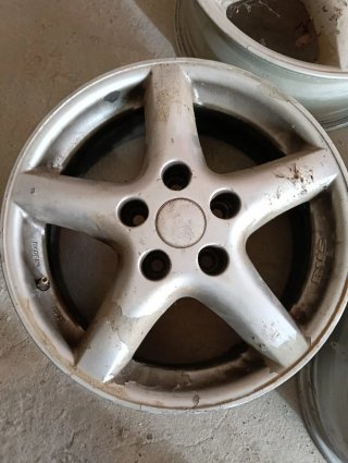 Llantas Mercedes Viano