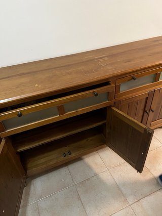 Muebles salón madera