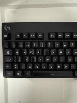 Teclado Logitech G810 RGB