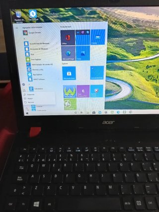 Portátil Acer Aspire F 15 con cargador