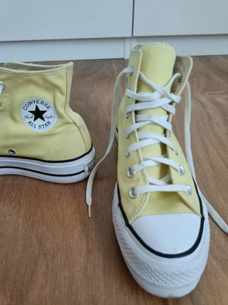 Converse Chuck Taylor Lift Plataforma