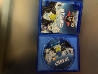 PS4 (PlayStation 4) Negra + Juegos
