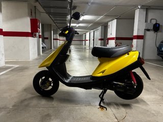 Yamaha Jog R antigua