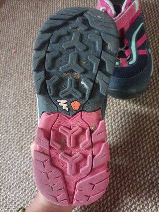 Zapatos montaña rosas Decathlon T33