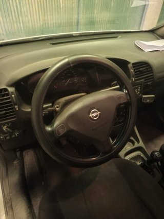 Opel Zafira A 2021