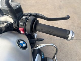 BMW R nineT